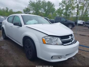  Salvage Dodge Avenger