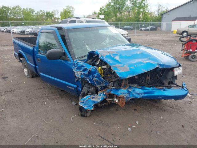  Salvage Chevrolet S-10
