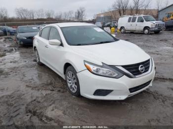  Salvage Nissan Altima