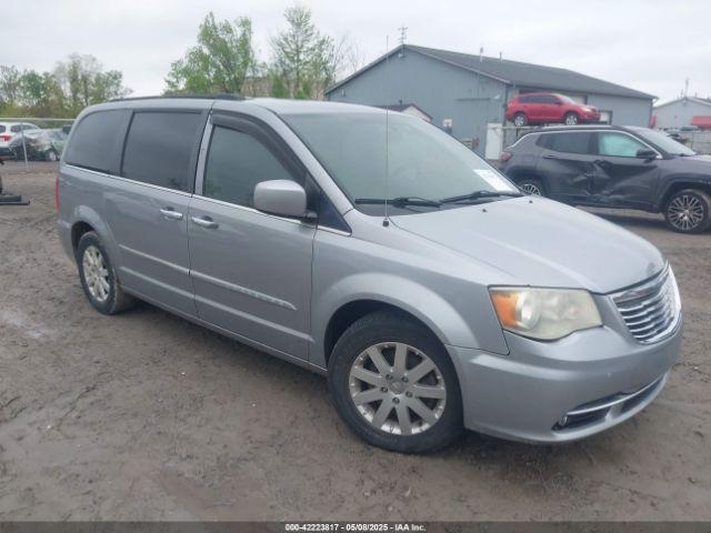  Salvage Chrysler Town & Country