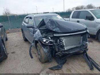  Salvage Volkswagen Atlas