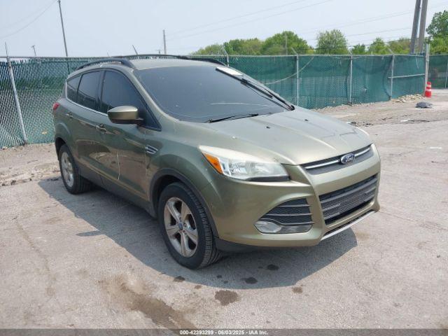  Salvage Ford Escape