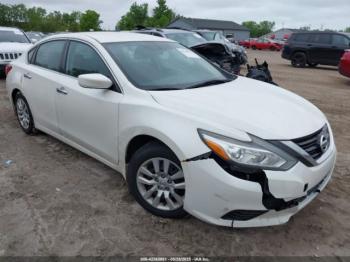  Salvage Nissan Altima
