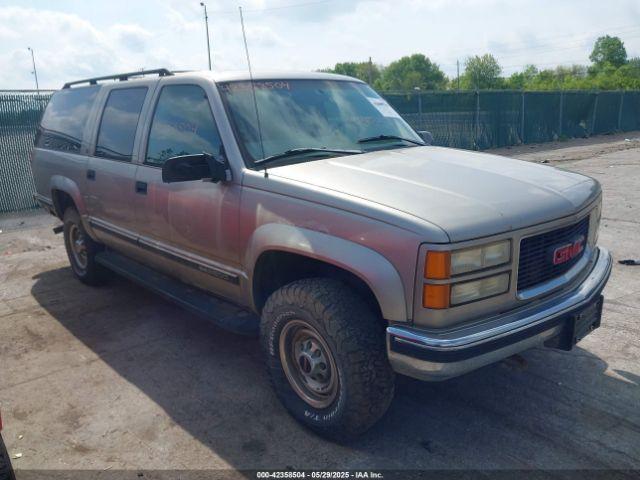  Salvage GMC Suburban 2500