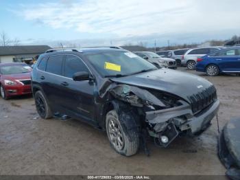  Salvage Jeep Cherokee