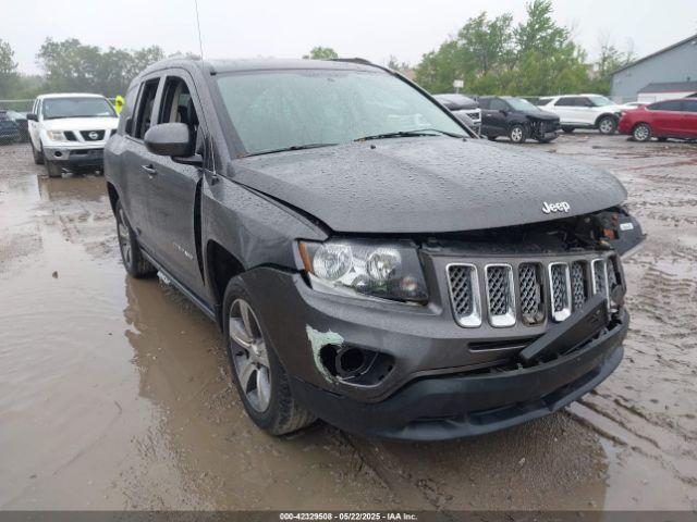  Salvage Jeep Compass