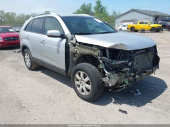 Salvage Kia Sorento