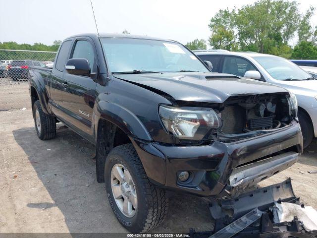  Salvage Toyota Tacoma