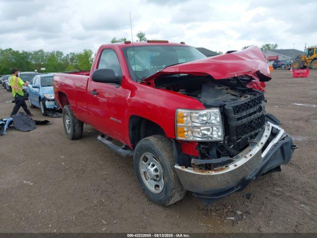  Salvage Chevrolet Silverado 2500