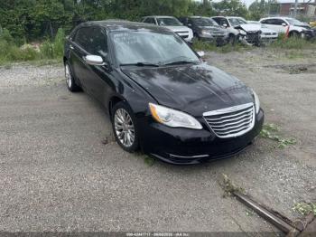  Salvage Chrysler 200