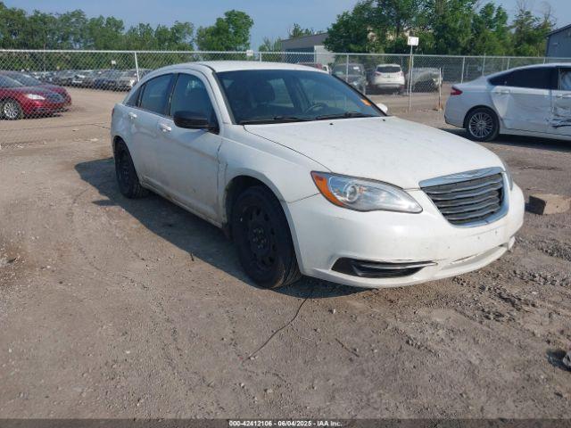  Salvage Chrysler 200