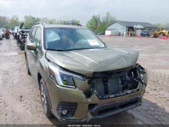  Salvage Subaru Forester