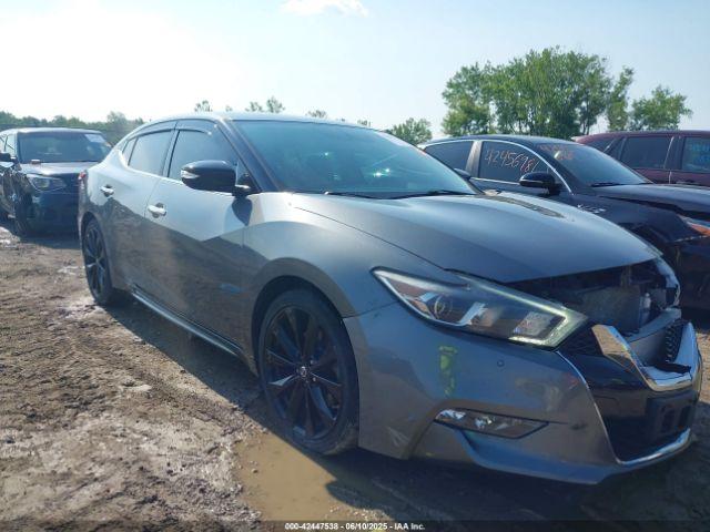  Salvage Nissan Maxima