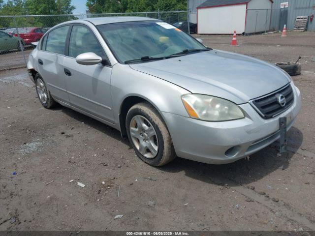  Salvage Nissan Altima