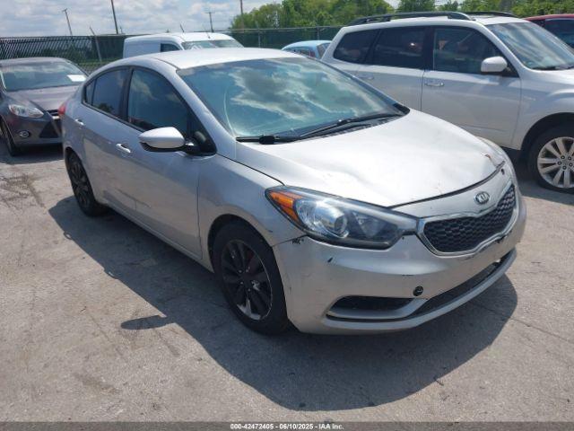  Salvage Kia Forte