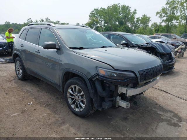  Salvage Jeep Cherokee