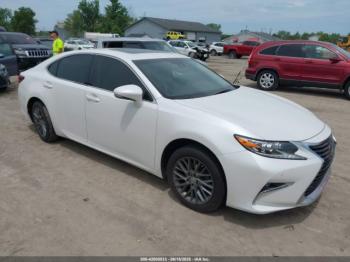  Salvage Lexus Es