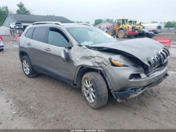  Salvage Jeep Cherokee