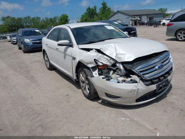  Salvage Ford Taurus