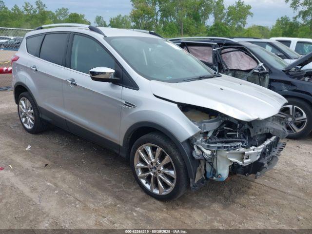  Salvage Ford Escape