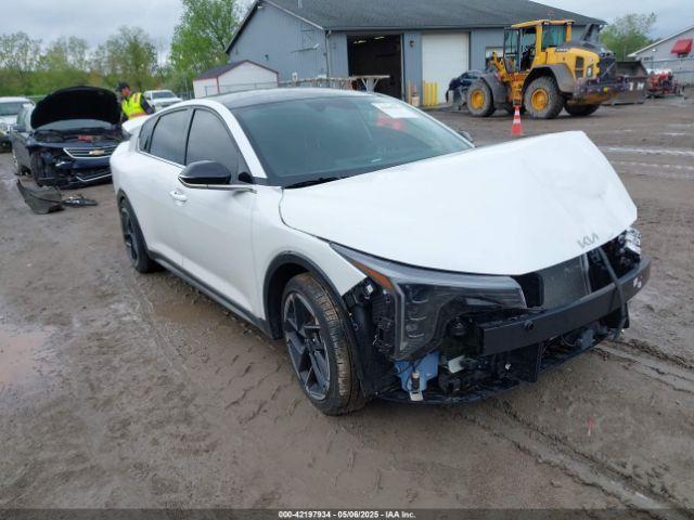  Salvage Kia K4