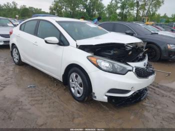 Salvage Kia Forte