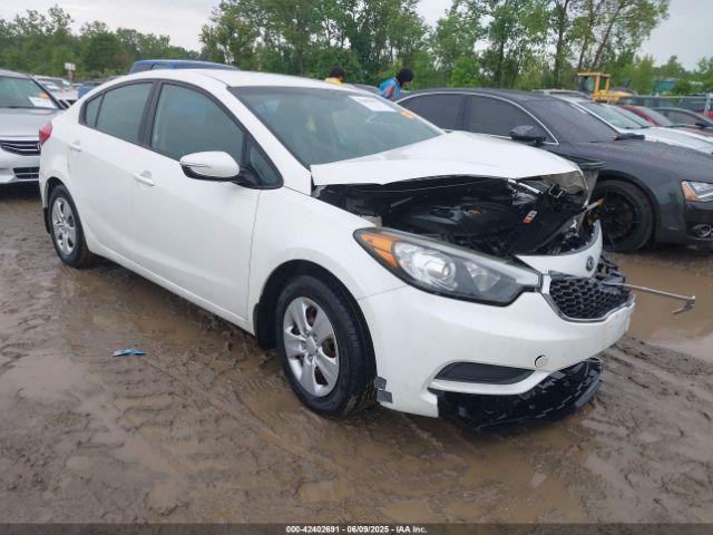  Salvage Kia Forte