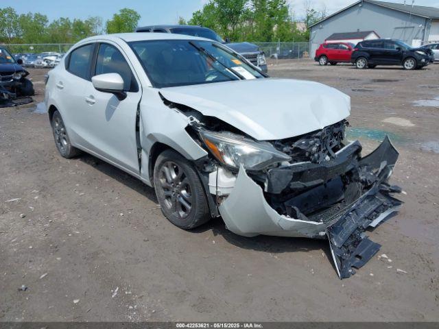  Salvage Toyota Yaris