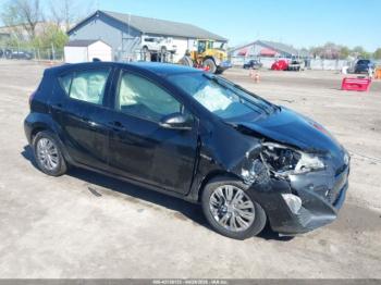  Salvage Toyota Prius c