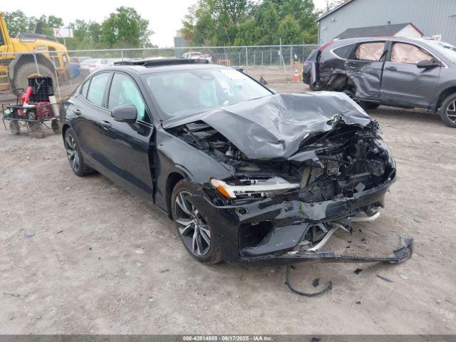  Salvage Volvo S60