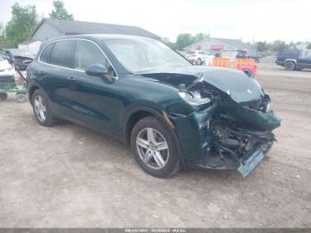 Salvage Porsche Cayenne