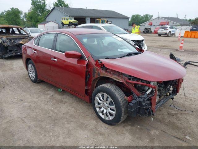  Salvage Nissan Altima