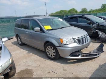  Salvage Chrysler Town & Country