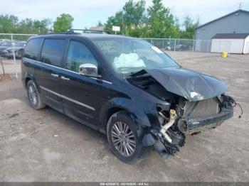  Salvage Chrysler Town & Country