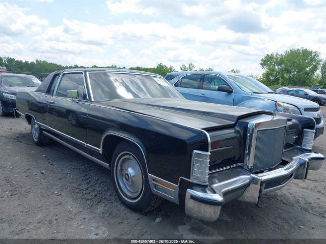  Salvage Lincoln Continental
