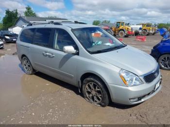  Salvage Kia Sedona