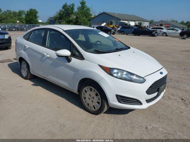  Salvage Ford Fiesta