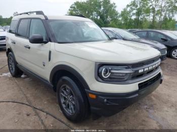  Salvage Ford Bronco