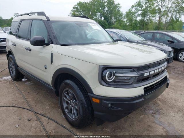  Salvage Ford Bronco