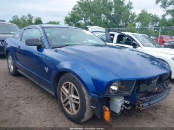  Salvage Ford Mustang