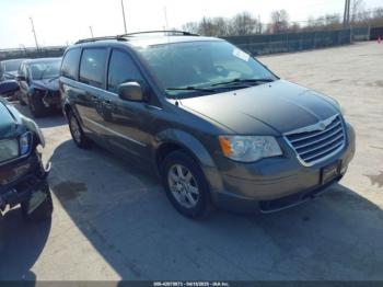  Salvage Chrysler Town & Country