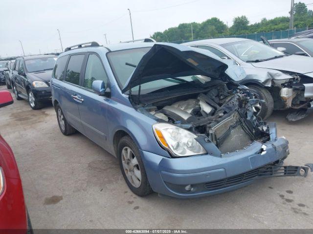  Salvage Hyundai Entourage