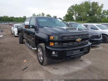  Salvage Chevrolet Silverado 2500