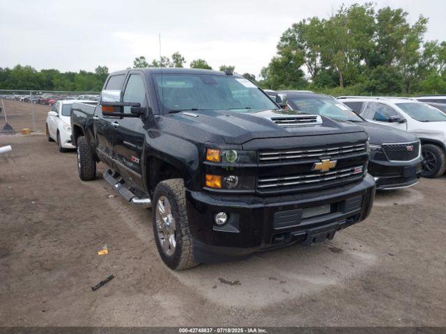  Salvage Chevrolet Silverado 2500