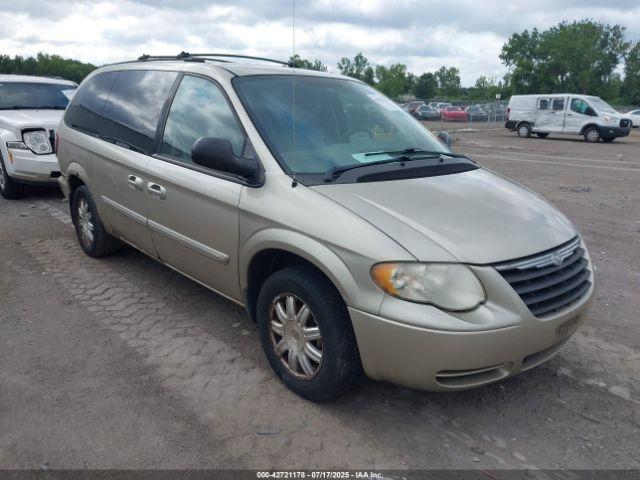  Salvage Chrysler Town & Country