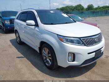  Salvage Kia Sorento