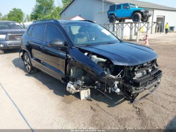 Salvage Volkswagen Taos