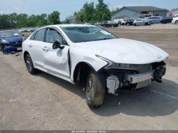  Salvage Kia K5