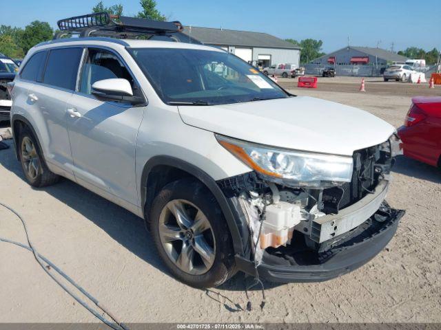  Salvage Toyota Highlander