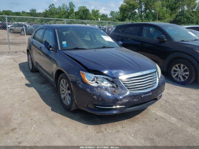  Salvage Chrysler 200